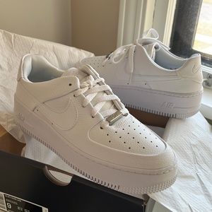 Nike Air Force Sage Low. Womens Size 9 medium width